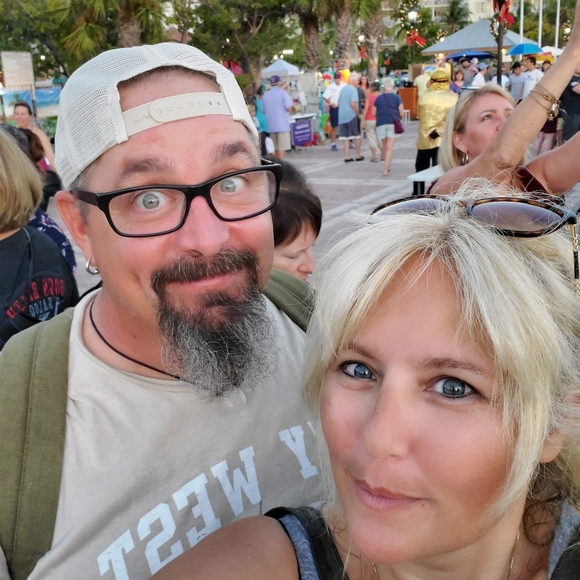 Meet your Posher, Audrey - Picture 8 of 8